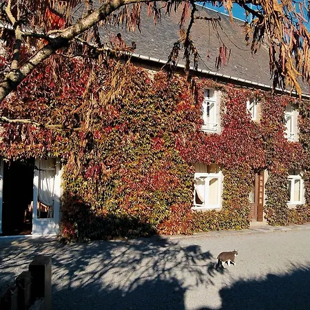 Holiday home Gite Dans Baie Du Mont Saint- Michel
