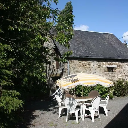 Holiday home Gite Dans Baie Du Mont Saint- Michel Vessey